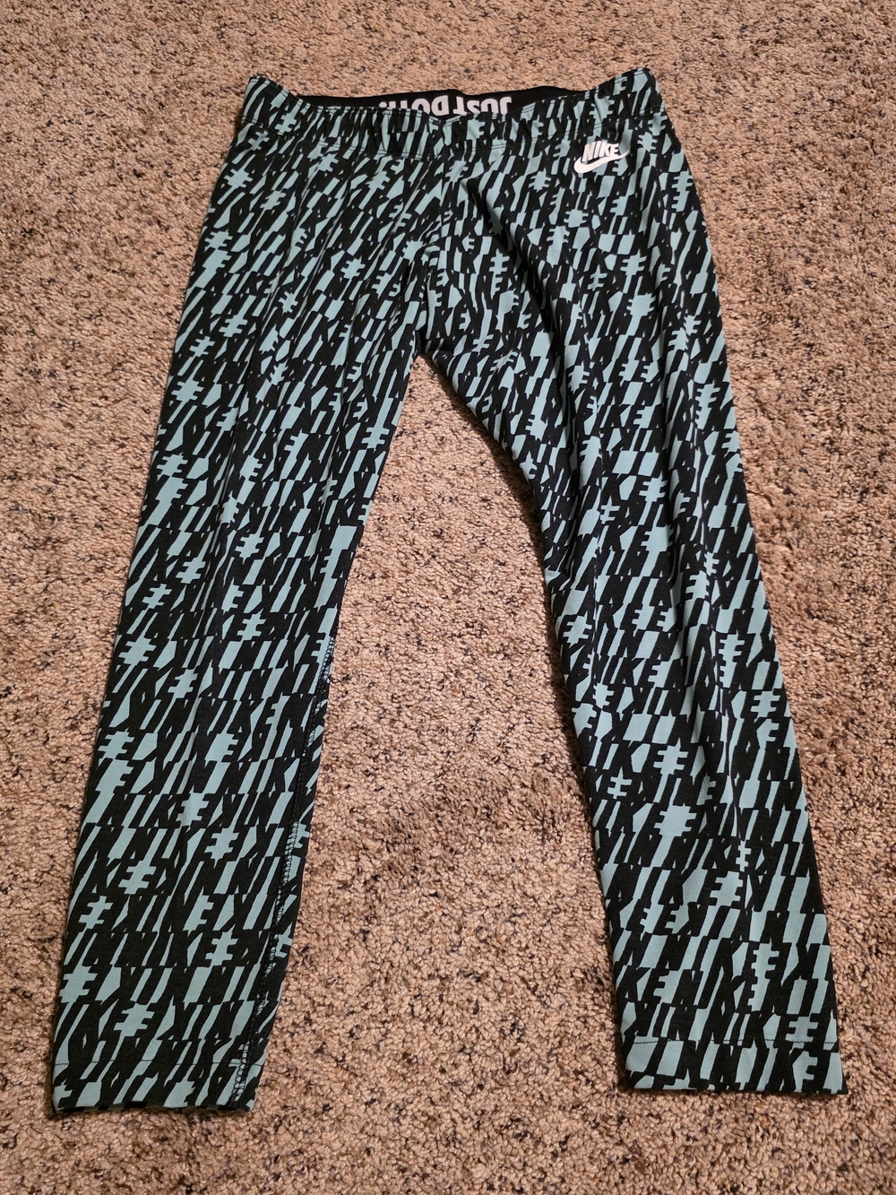 Nike Black & Light Blue Patterned Capri Leggings